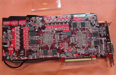 Монструозный графический адаптер от PowerColor - Radeon HD 6970 X2